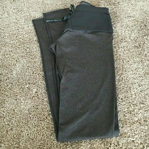 Lululemon Athletica yoga leggings