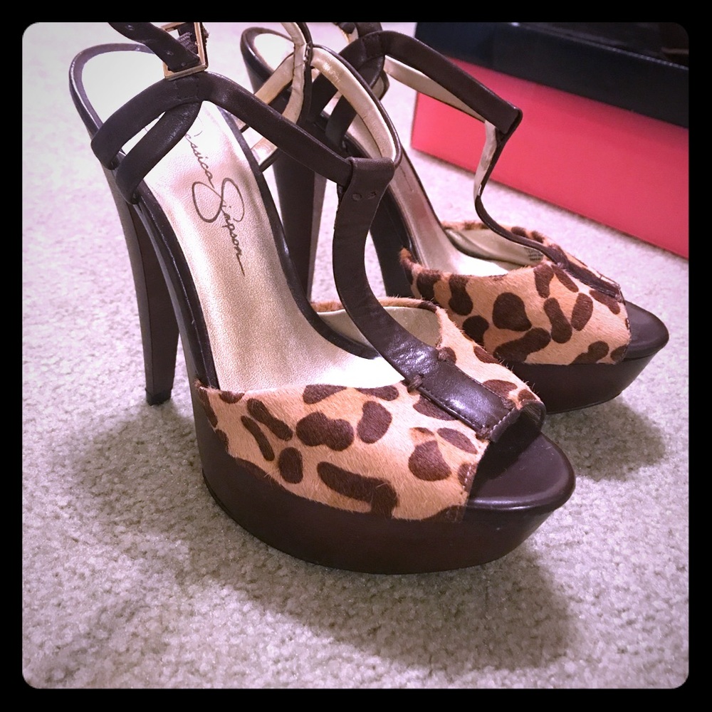 Jessica Simpson heels