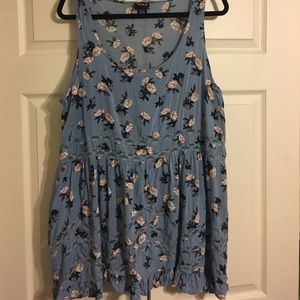TORRID SIZE 2 Flowy floral top