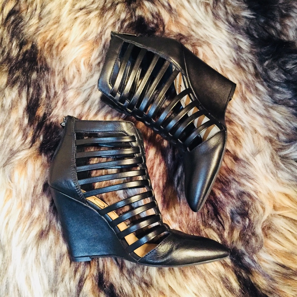 Jessica Simpson Caged Pointed Toe Fierce Wedge