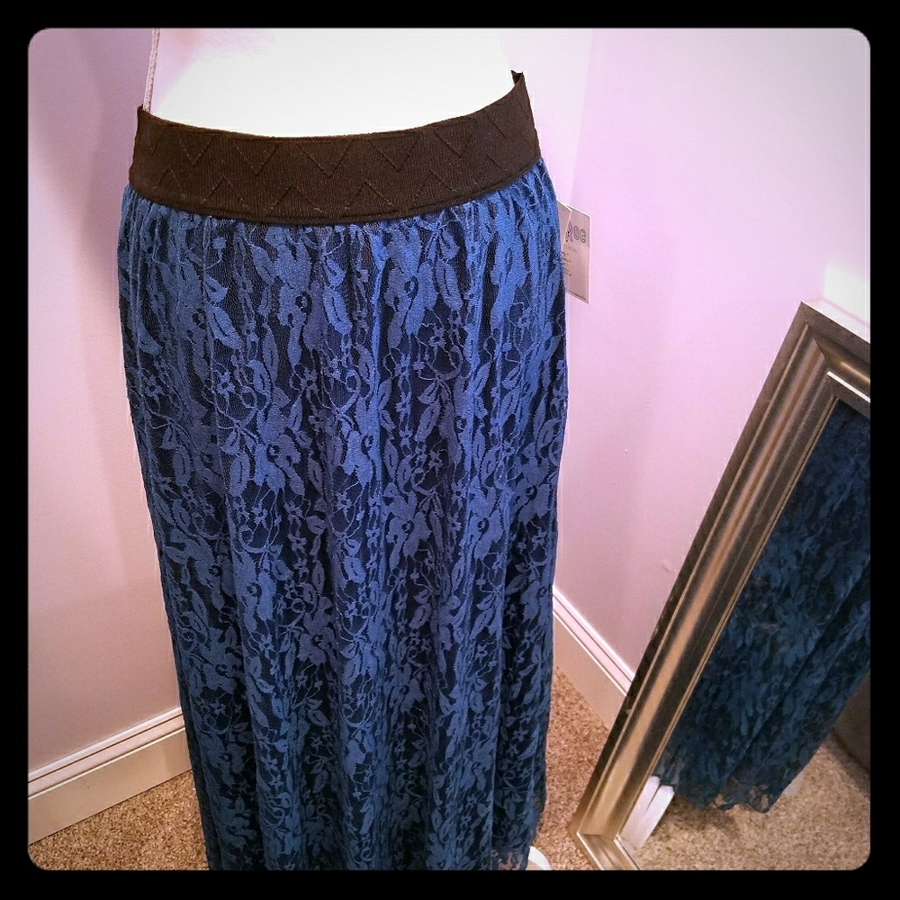 Lularoe Lucy Maxi skirt, NWT