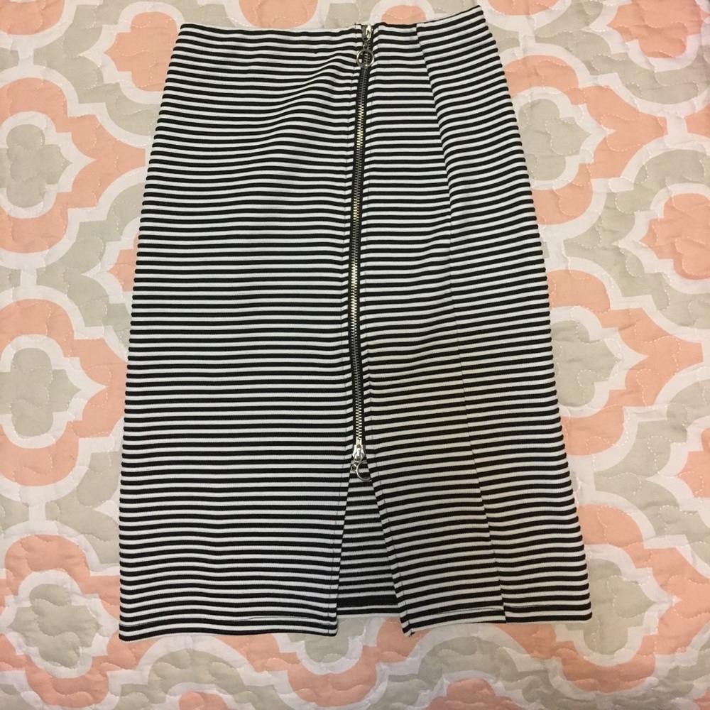 Striped midi skirt