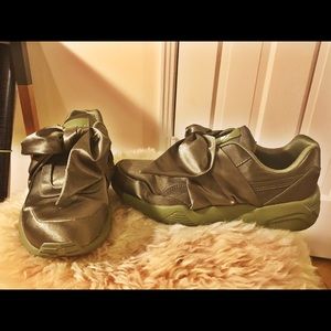 Puma Fenty by Rihanna Satin Bow Sneaker