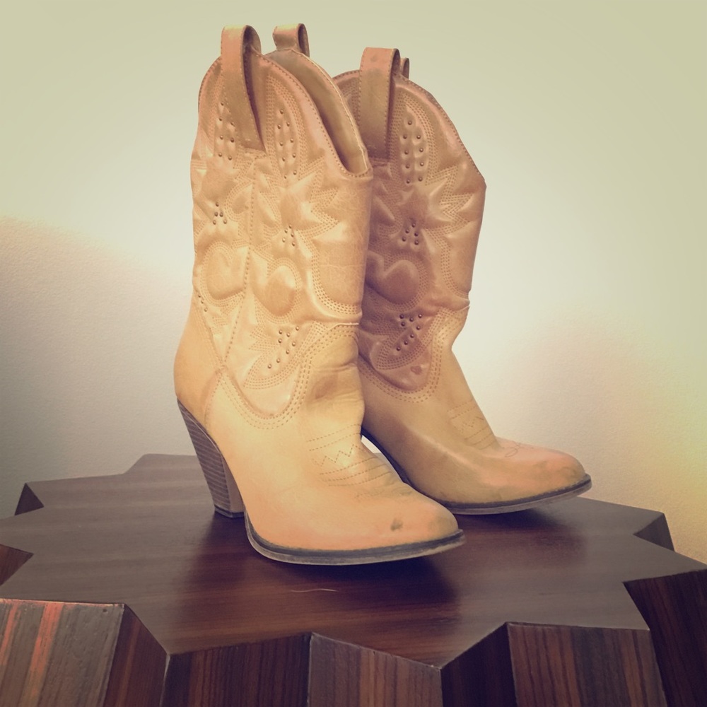 Cowgirl Country Pleather Boots