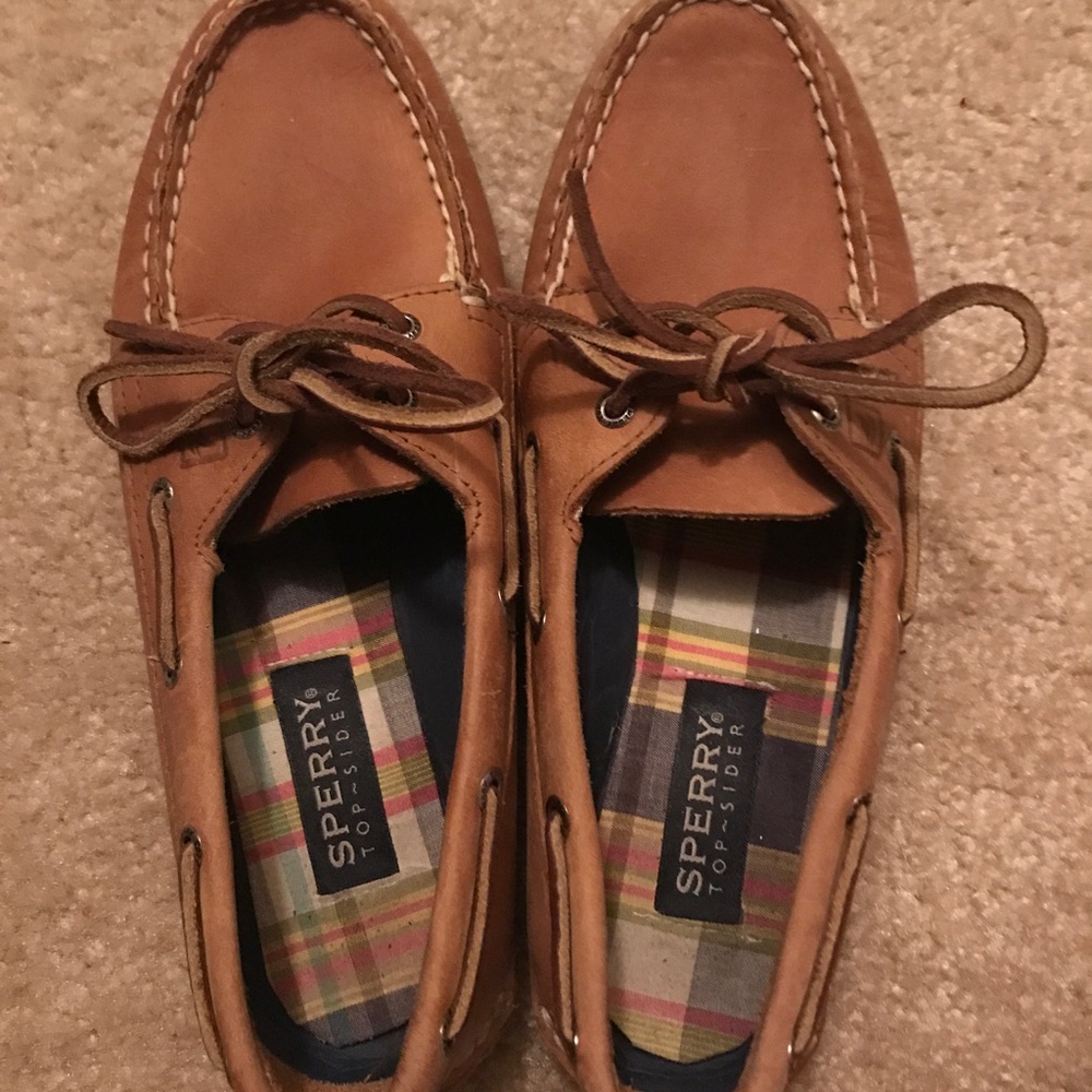 Woman's sperrys