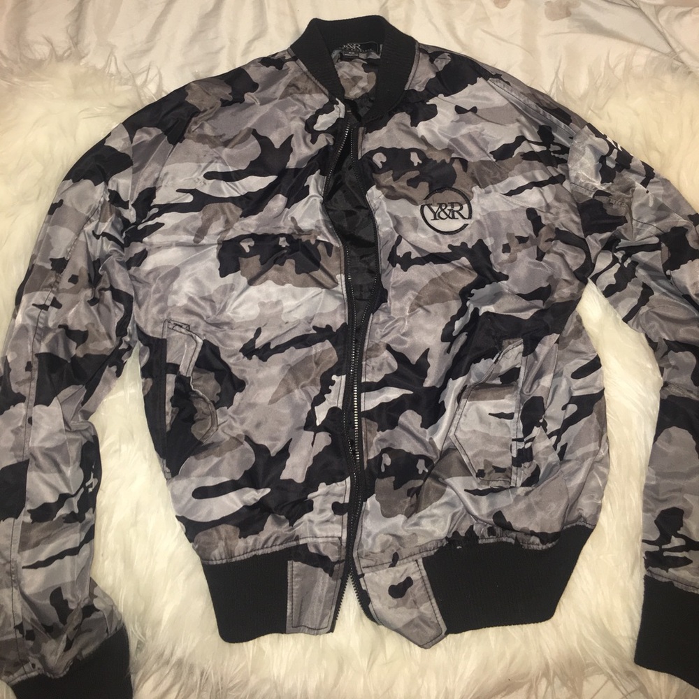 Greyscale YOUNG & RECKLESS camp bomber jacket XS