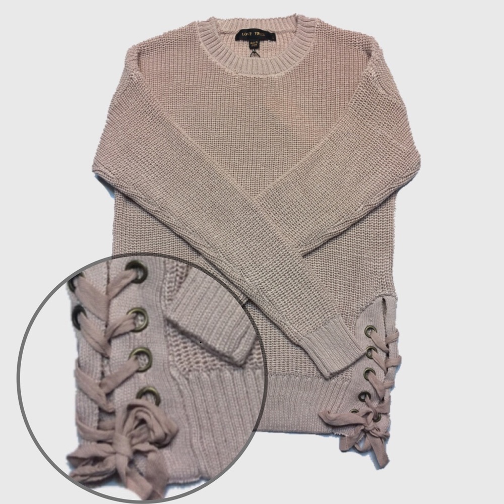 Lace-Up Sweater - Picture 3 of 4