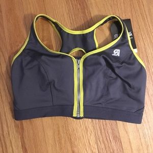 NWT Sports Bra 🏋🏽‍♀️