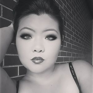 Meet your Posher, Claudia