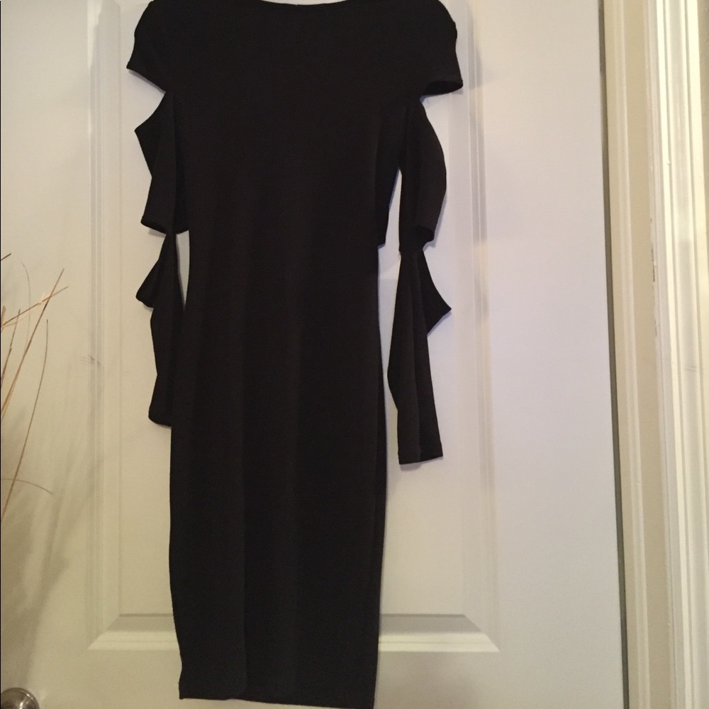 Dress - Picture 5 of 6