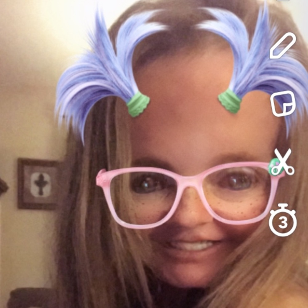Meet your Posher, Debra