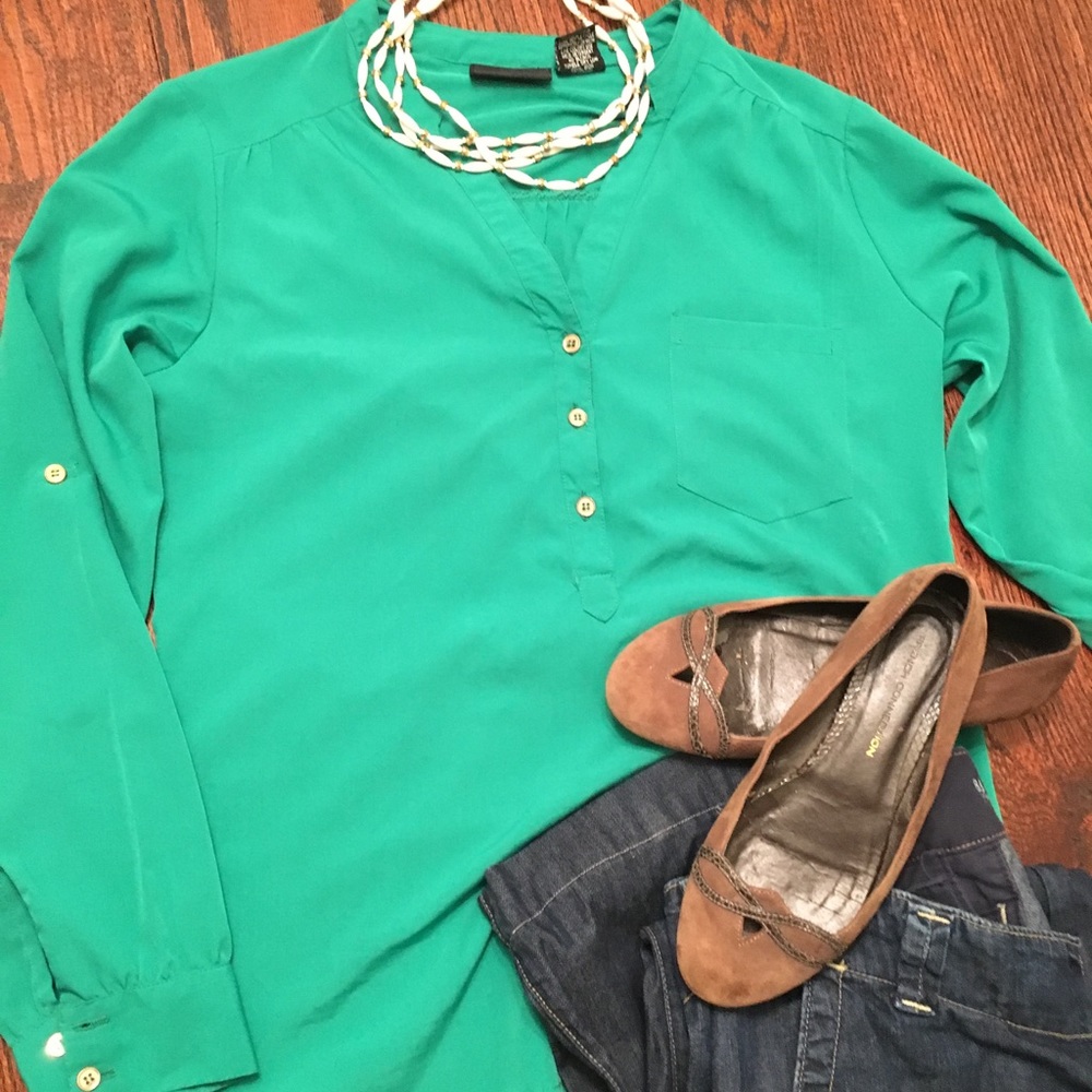 Green blouse with high low hem