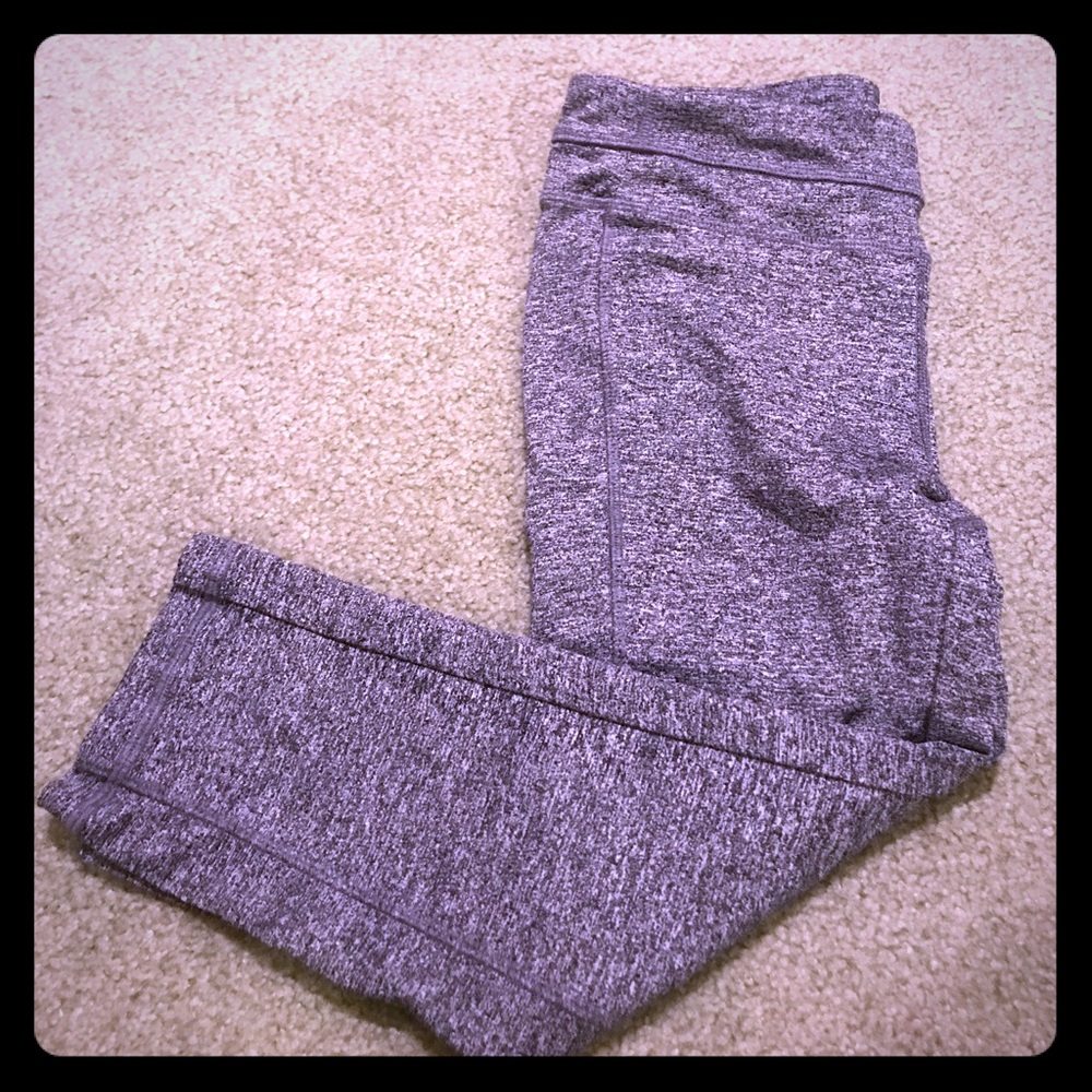 Forever 21 crop leggings