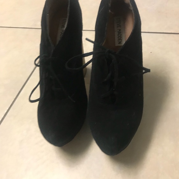 Shoes - Picture 4 of 4