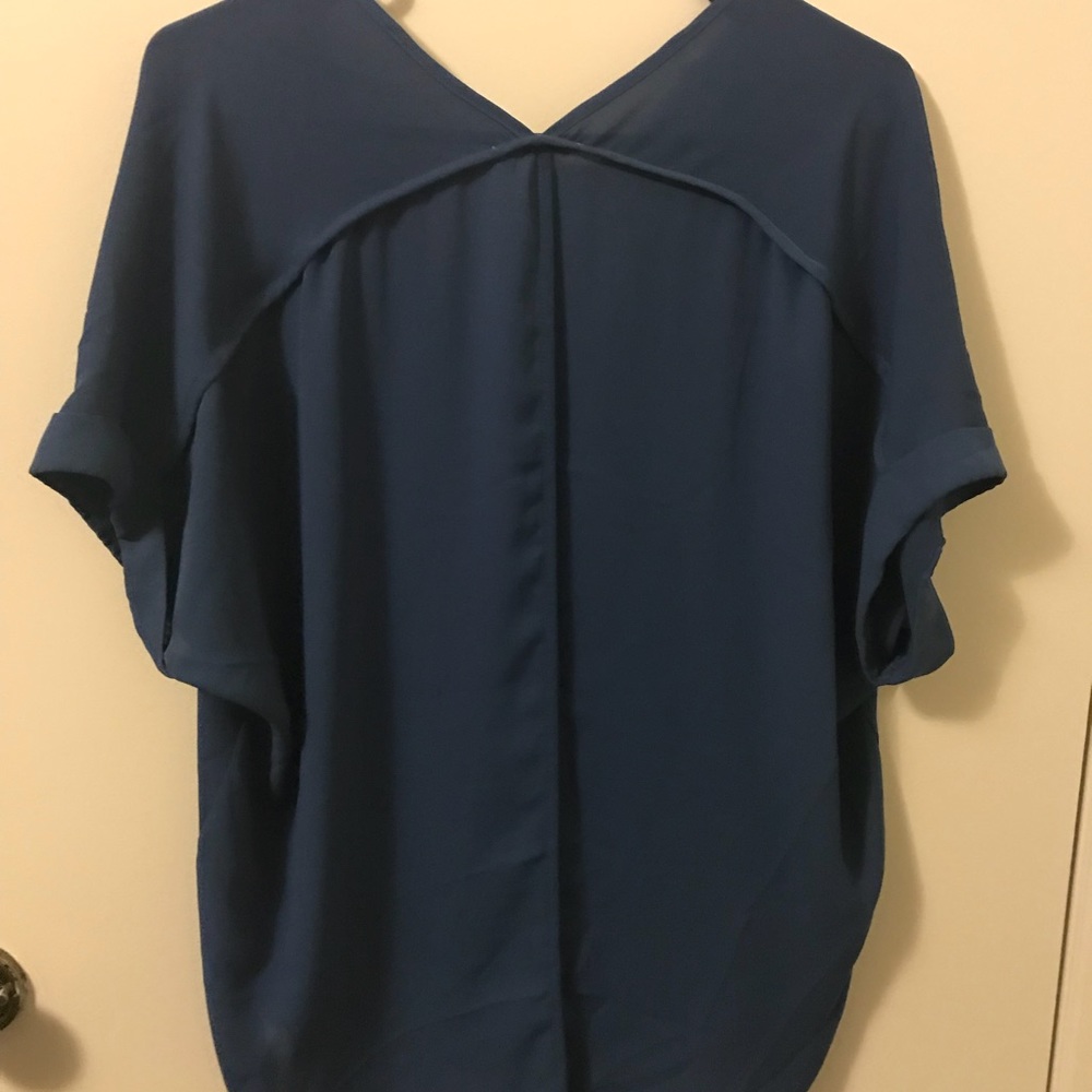 Blue blouse. - Picture 2 of 3