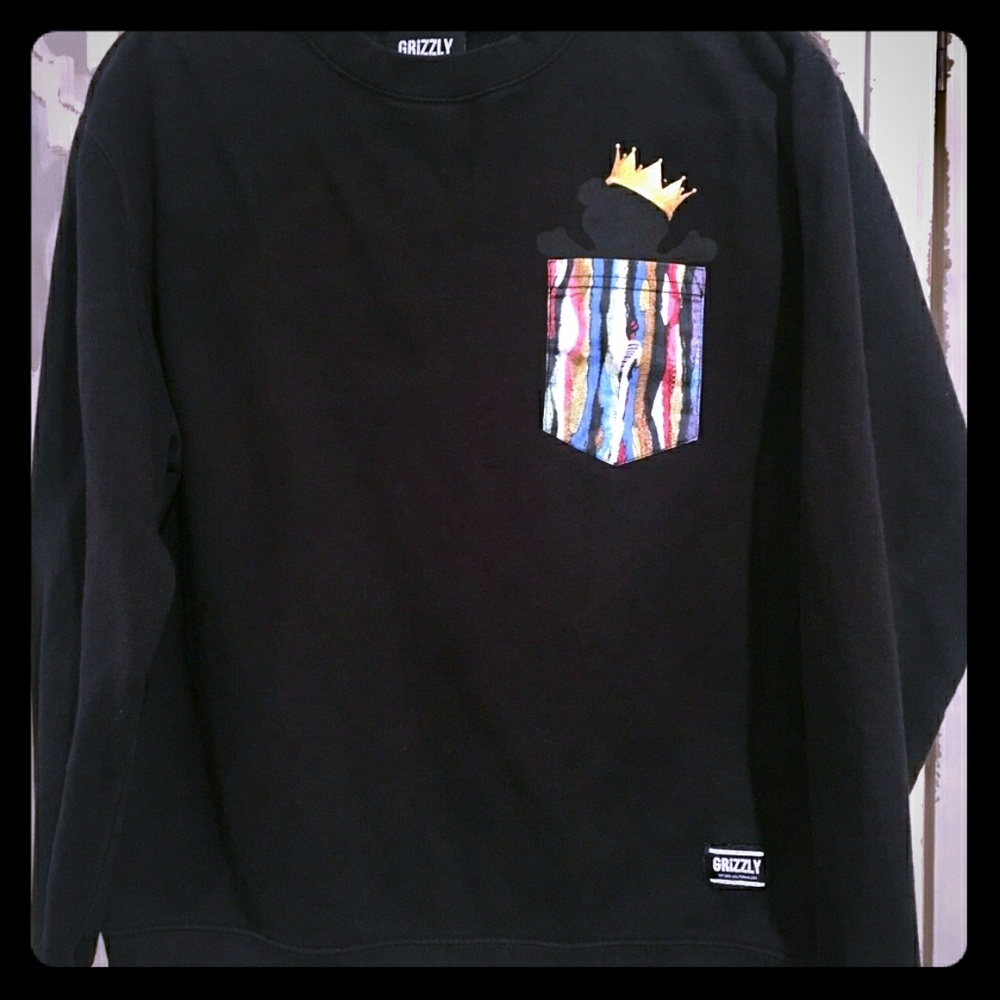 Grizzly sweater