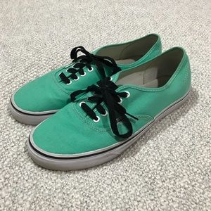 Vans Authentics