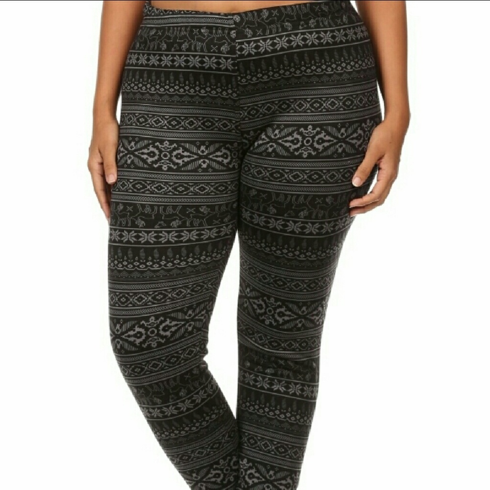 Soft Snowflake & Reindeer Fur Lined Plus Leggings