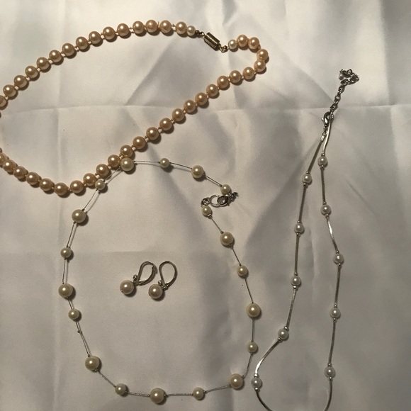 Jewelry - Pearl Necklaces(3) & 1 pr earrings Jewelry - Pearl Necklaces(3) & 1 pr earrings