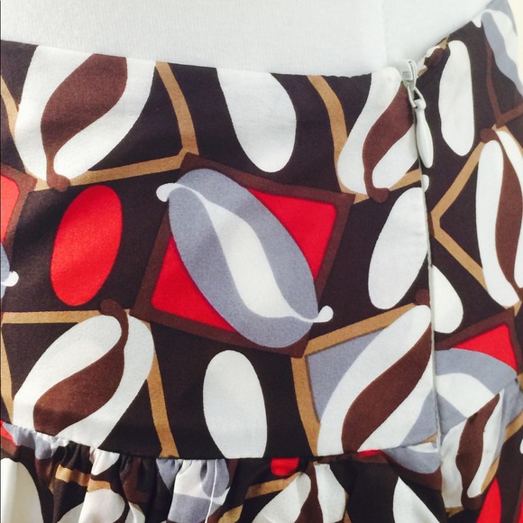 Skirt - Picture 3 of 4