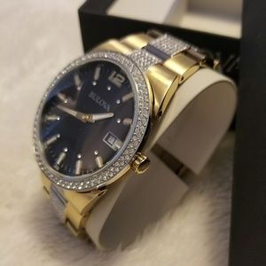 Men's Gold Bulova Timepiece