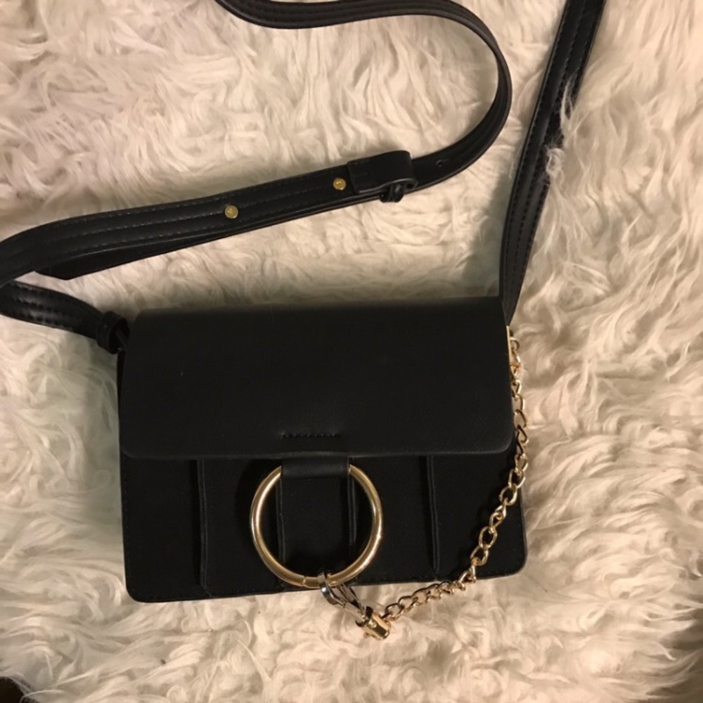 Not a chloe bag.