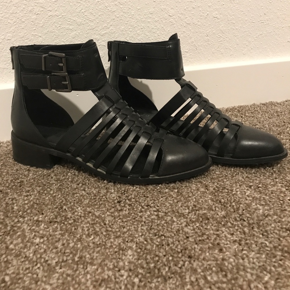 SALE 🔥🔥🔥 Black Booties