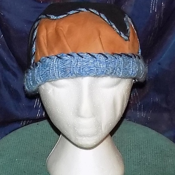 Leather-Wool-Cap in black, beige (tan)blue