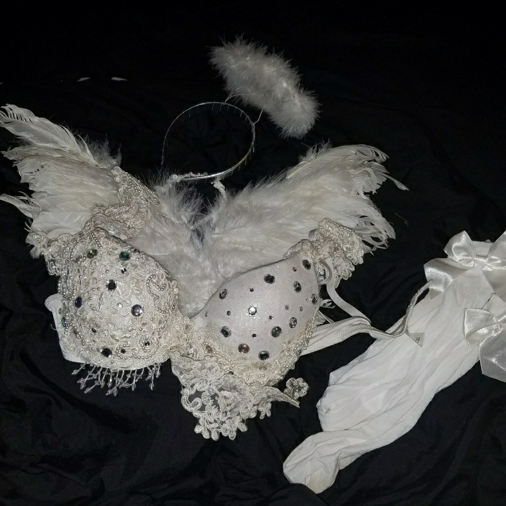 Angel costume