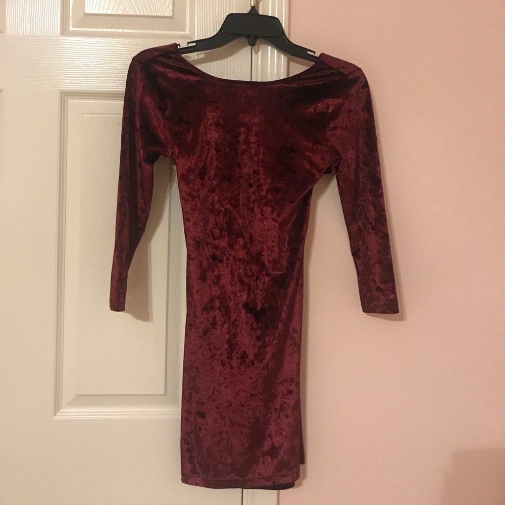 Maroon fitted dress