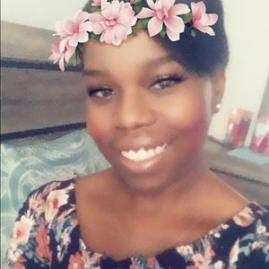 Meet your Posher, Chrissy