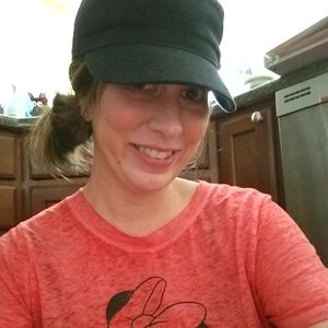 Meet your Posher, Lindsey