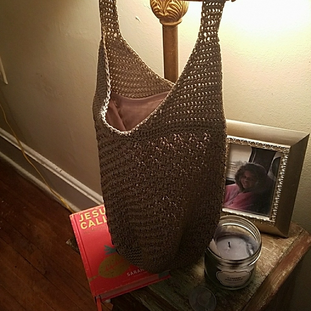 Very versatile Sak-style purse