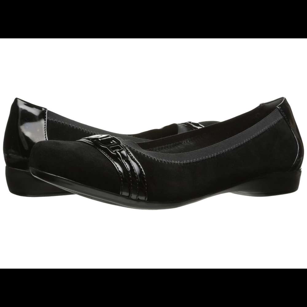 Clarks Ballet Flats