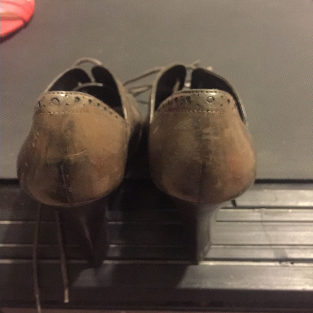 Shoes - Picture 3 of 3