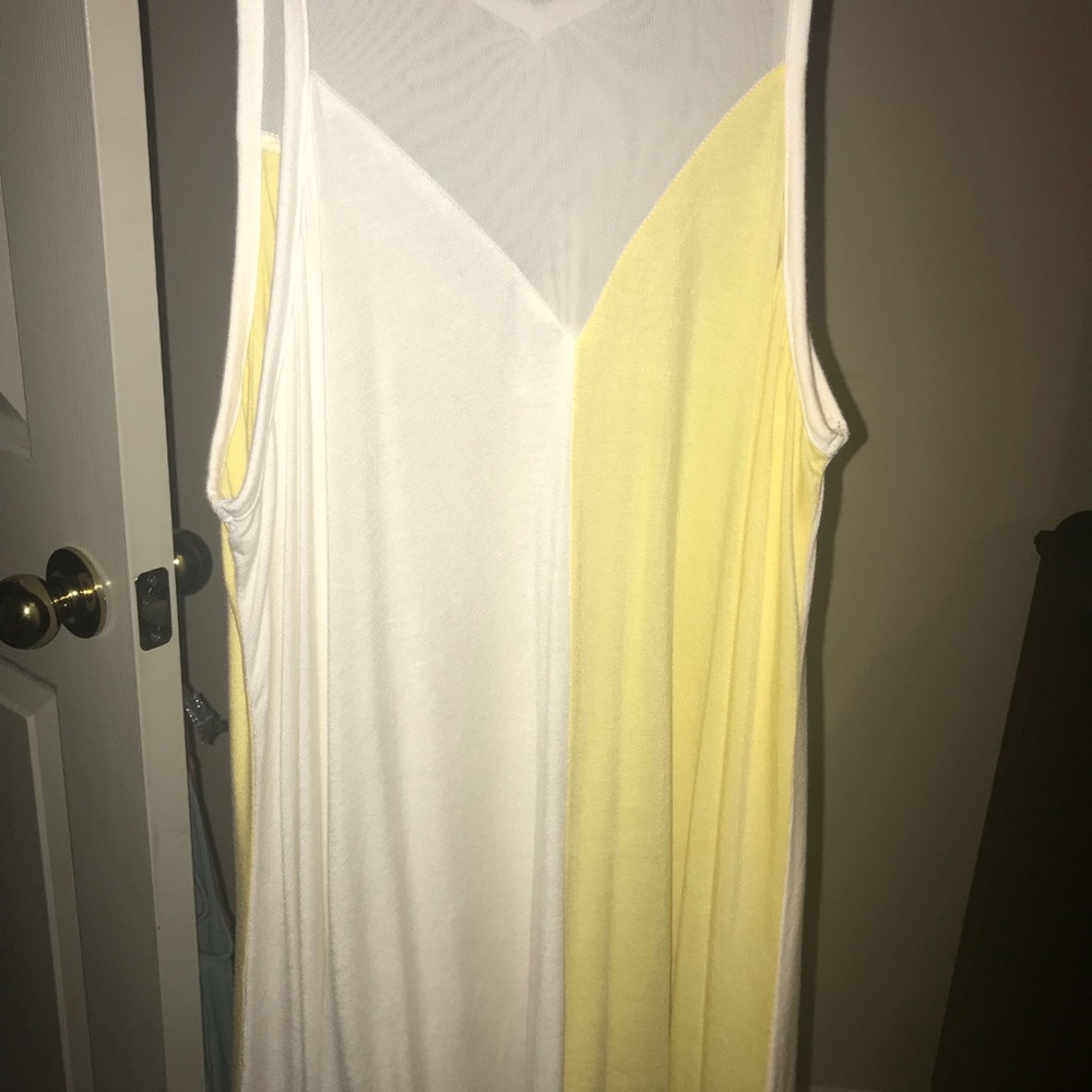 Blouse - Picture 2 of 3