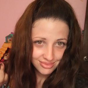 Meet your Posher, Raquel