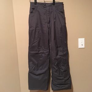 Snow pants (kids US size 16)