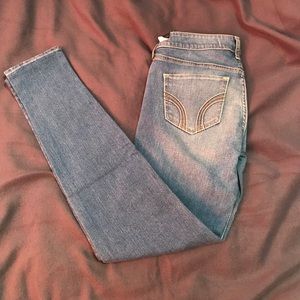 Hollister jeans