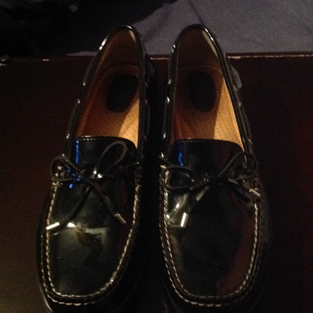 Black patent leather Sperrys