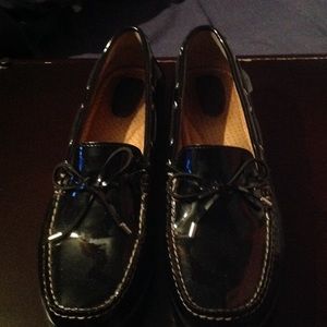 Black patent leather Sperrys