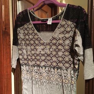 Day trip lace and tribal print top