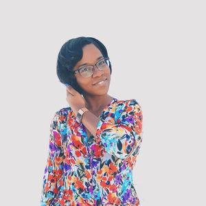 Meet your Posher, Janessa