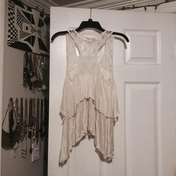 Off White Layered Tank Top - Picture 2 of 6