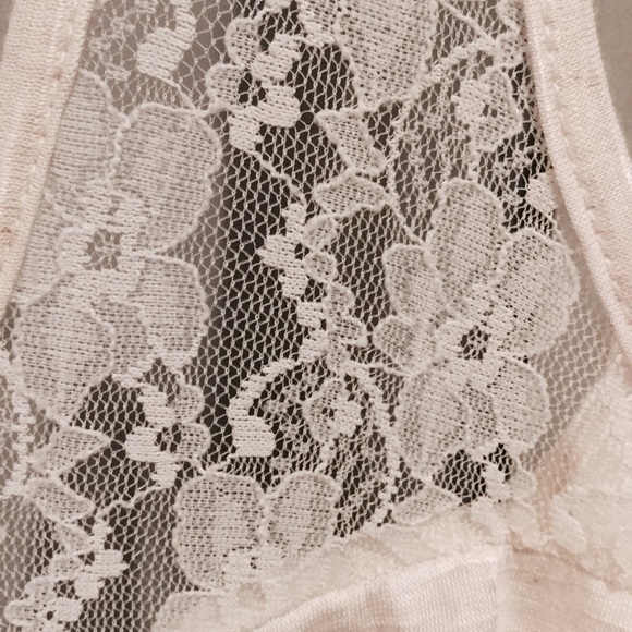 Off White Layered Tank Top - Picture 4 of 6