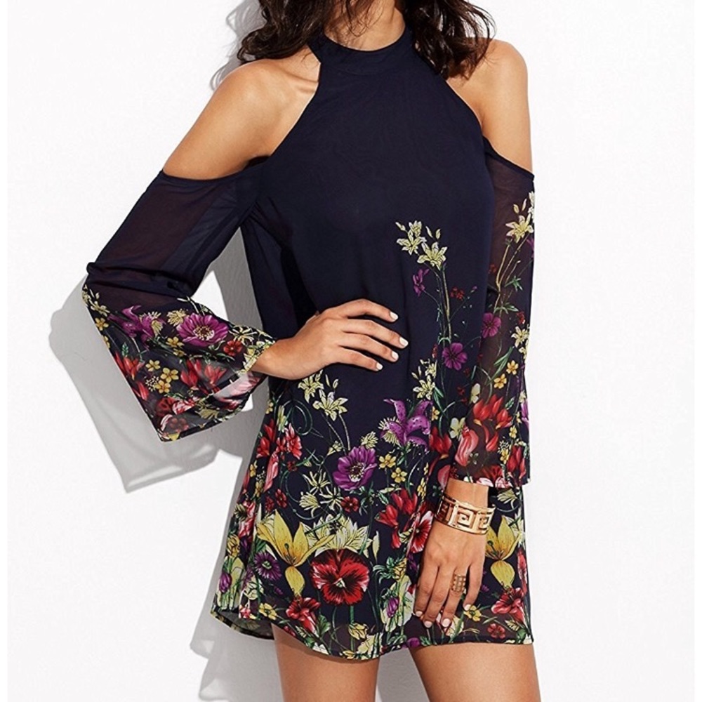 Milumia- Navy Keyhole Halter Cold Shoulder Dress