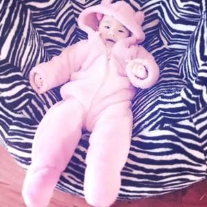 Meet your Posher, Jin