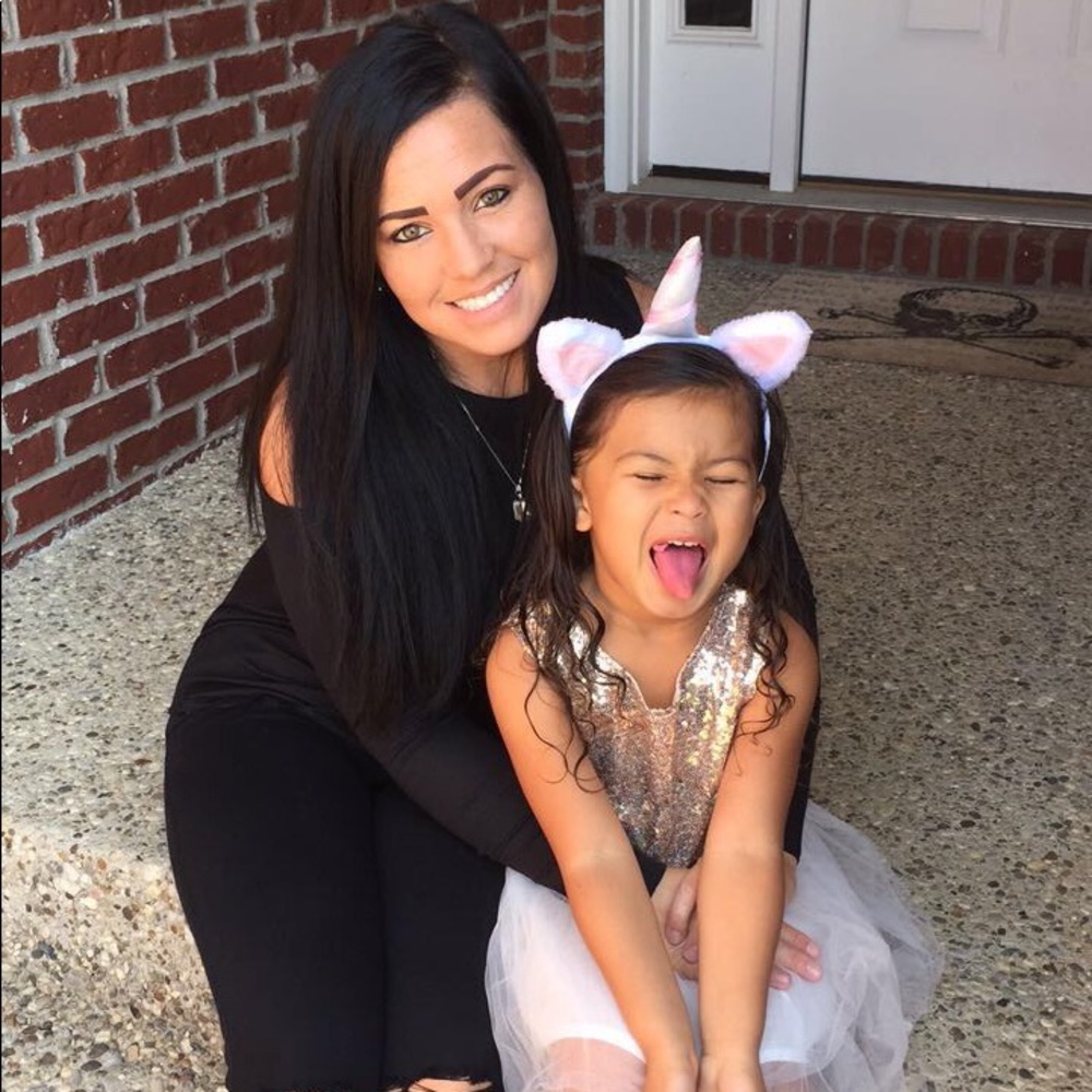 Meet your Posher, Ashley