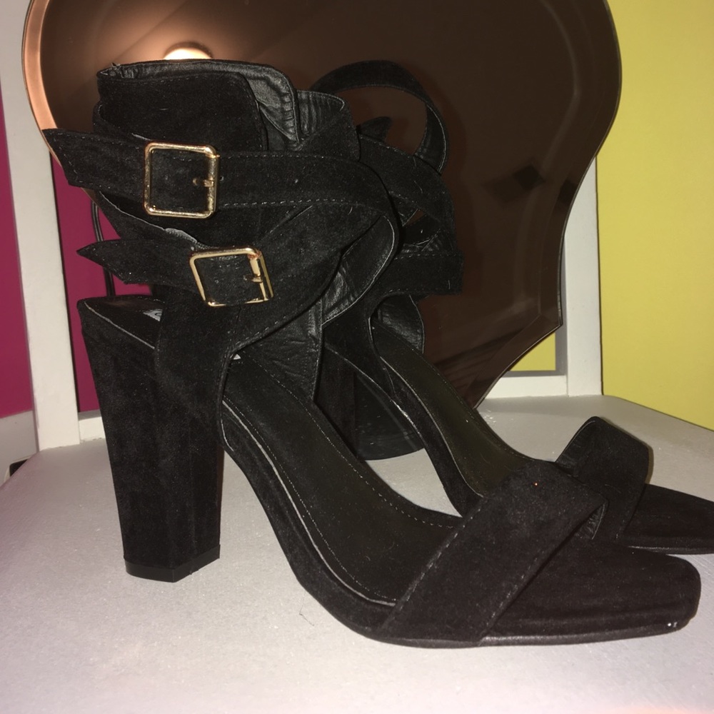 Strappy black heels!! BEST OFFER!