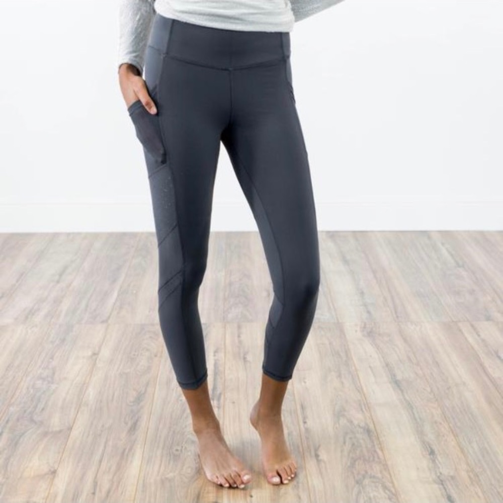 Charcoal leggings with pockets